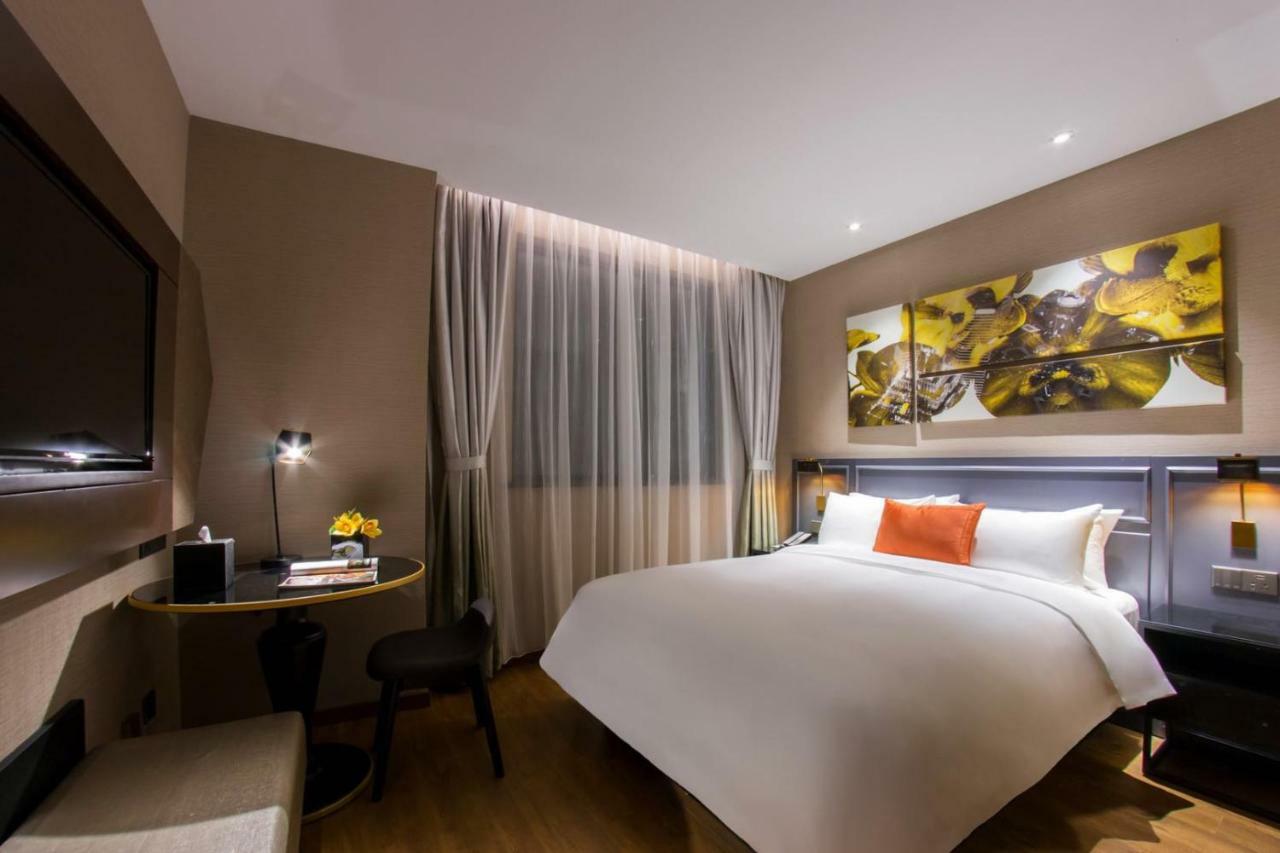Yitel Premium Hotel Shanghai Exterior photo