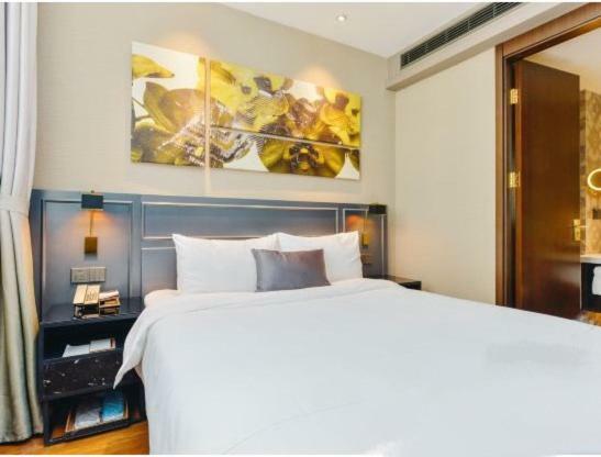 Yitel Premium Hotel Shanghai Exterior photo