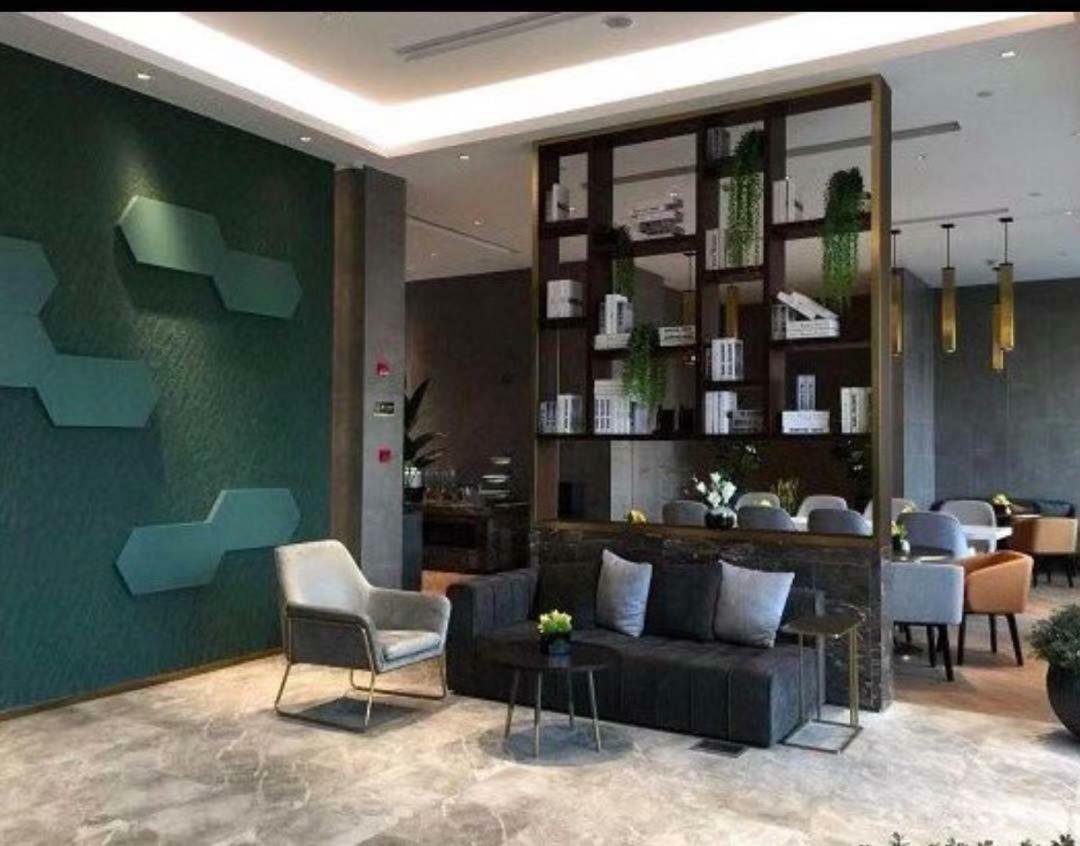 Yitel Premium Hotel Shanghai Exterior photo