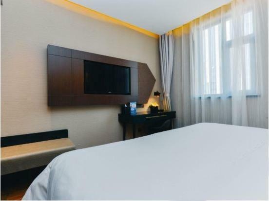 Yitel Premium Hotel Shanghai Exterior photo